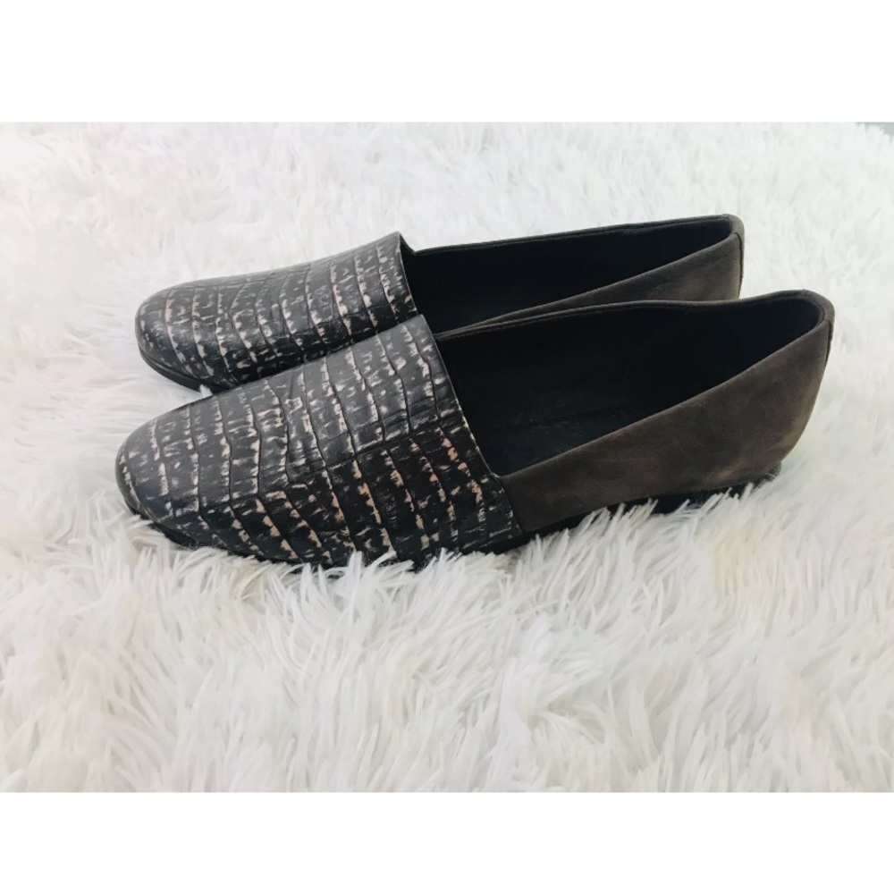 Ecco Suede Loafers, like new, brand known for comfort